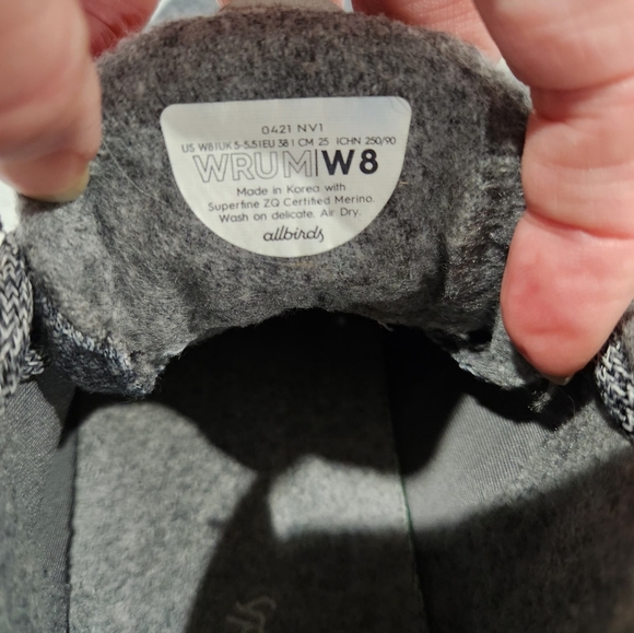 Allbirds Gray Wool Runner-up Mizzle Mid Top Women's Sneakers. Size 8 - Picture 8 of 11